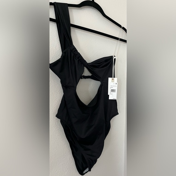 NWT- Good American Bali One Piece Swimsuit - Picture 5 of 8